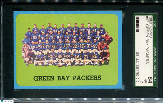 1963 Topps Green Bay Packers Team #97 SGC 7