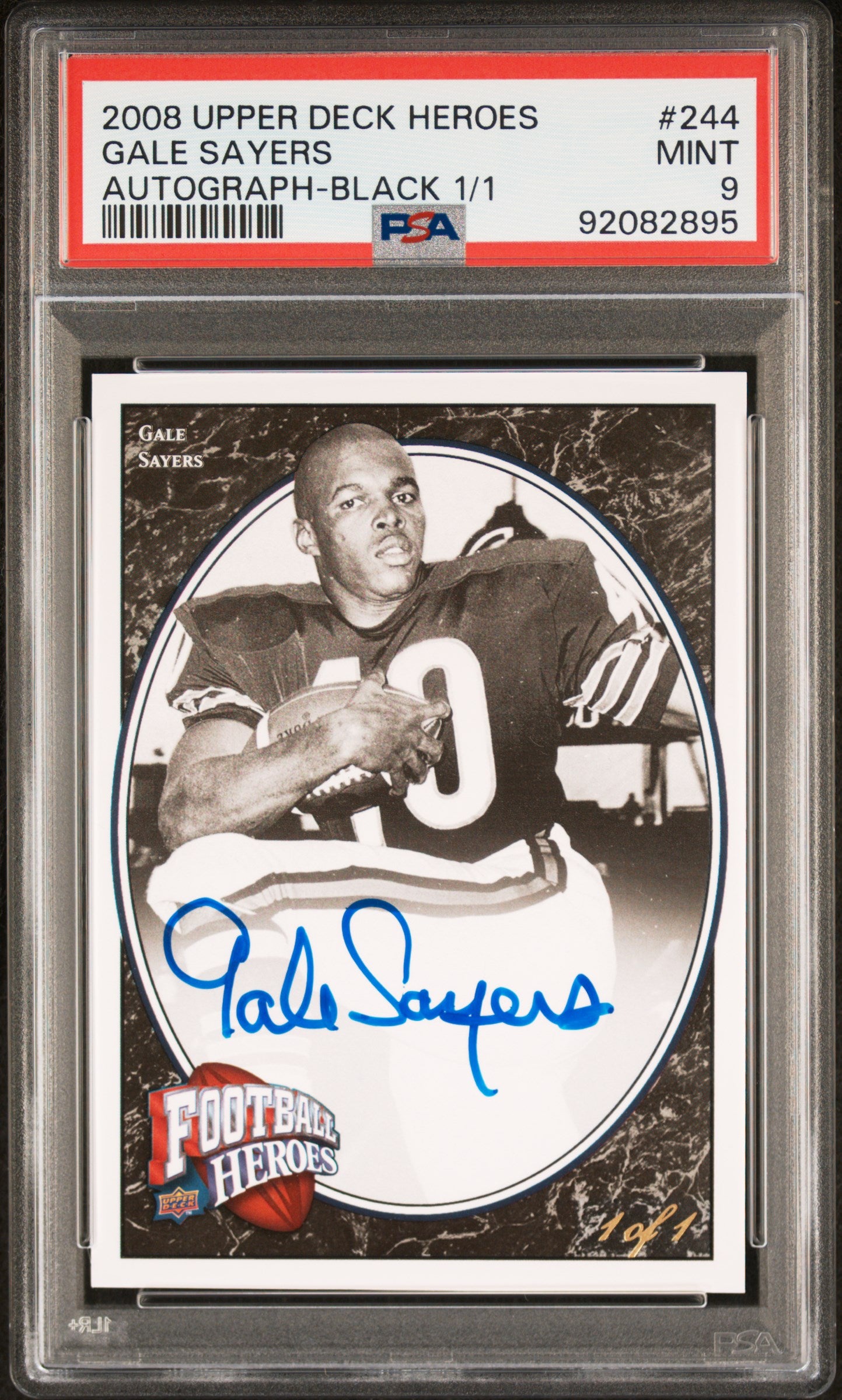 2008 Upper Deck Heroes Gale Sayers #244 AUTO Black #1/1 BEARS PSA 9